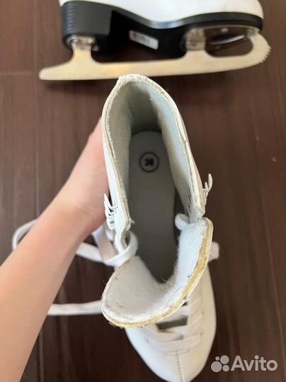 Коньки фигурные