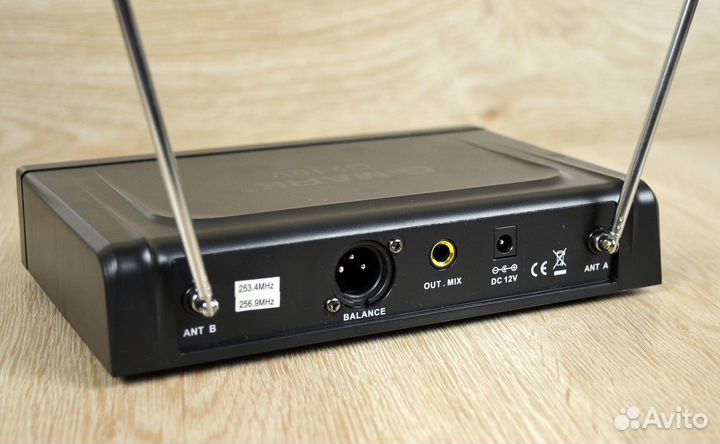 Микрофоны беспроводные радиосистема