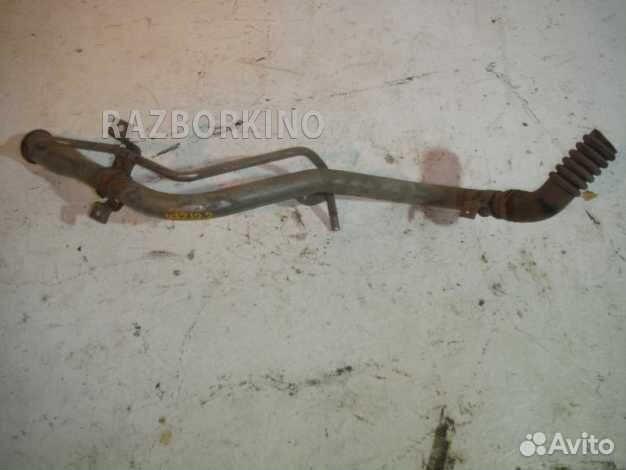 Топливно-заливная горловина