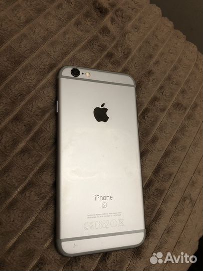 Телефон iPhone 6s 64 gb