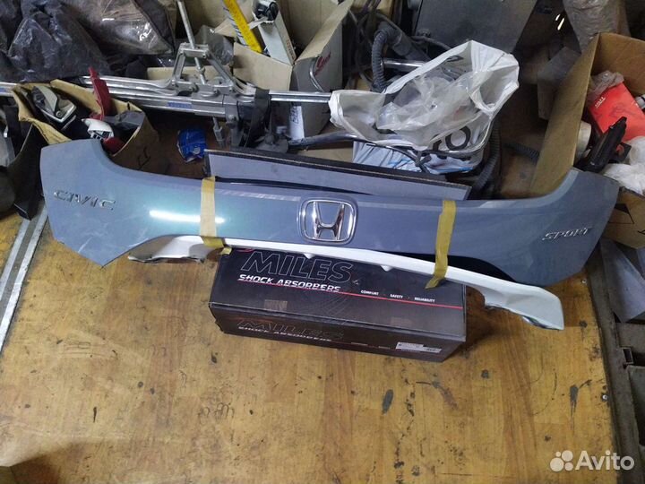 Спойлер крышки багажника,honda civic 10x 2018