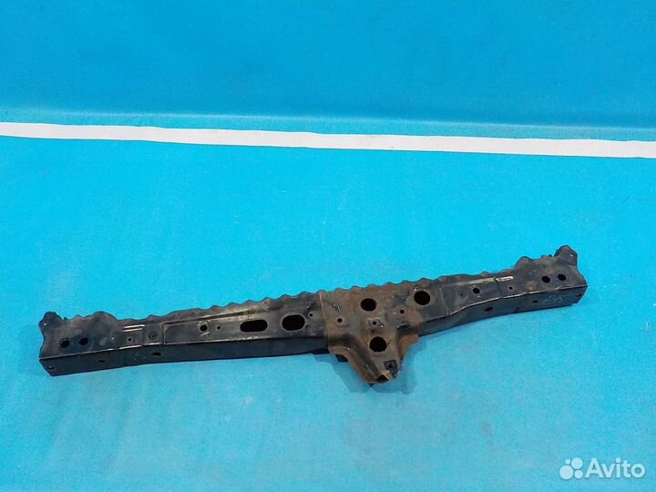 Балка передняя поперечная toyota Auris (E15) 2006