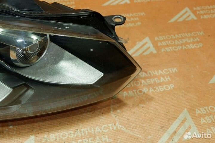 Фара правая, VW Golf VI 2009