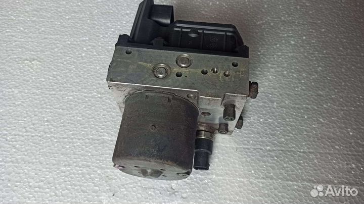 Блок ABS Toyota Avensis t220