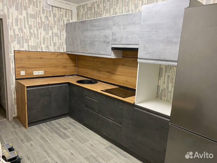 Кухонный гарнитур новый