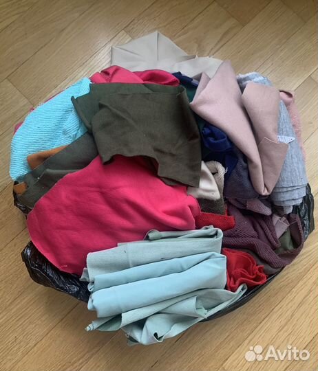 Обрезки ткани для рукоделия