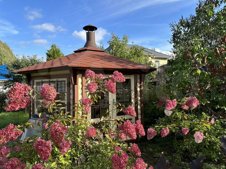 Дом 100 м² на участке 10 сот.