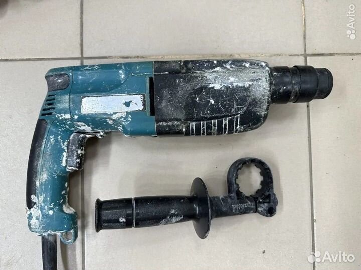 Перфоратор Makita HR2450