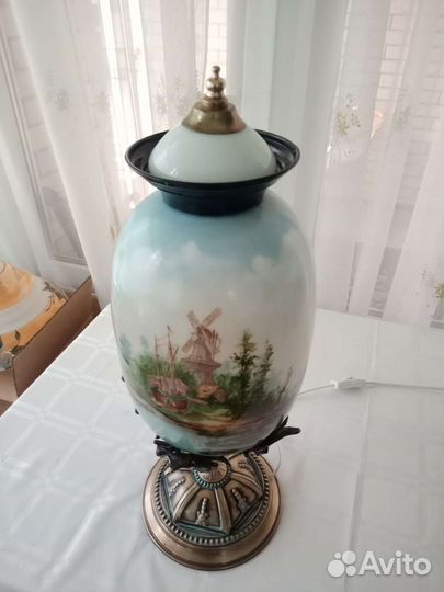 Настольная лампа, фонарь