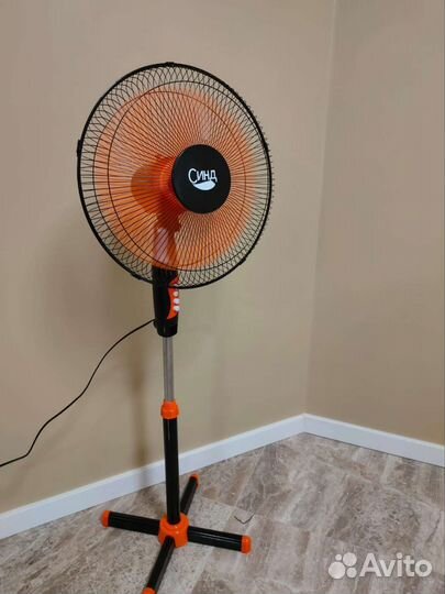 Вентилятор напольный новый в коробке
