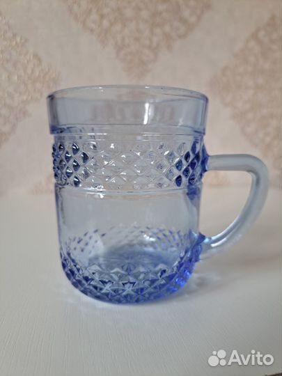 Чашка Новая из голубого стекла