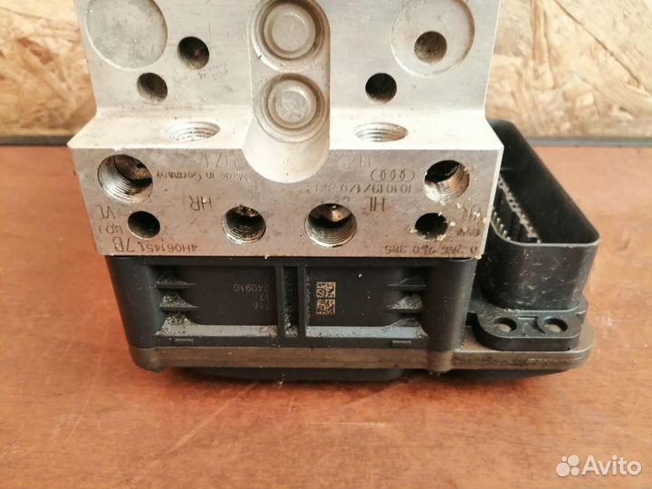 Блок ABS Блок абс насос Audi A8D4 2010-2017