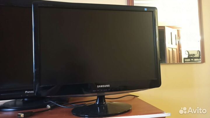 Монитор Samsung SyncMaster B2230