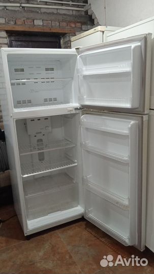 Холодильник Daewoo 1101101