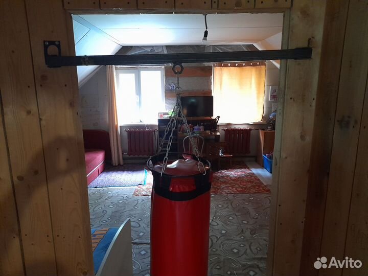 Боксерский мешок, крепление, перчатки, лапы