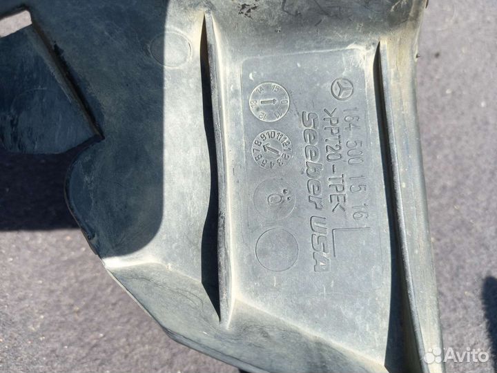 Дифлектор радиатора Mercedes W164