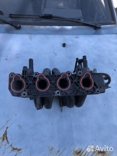 Впускной колектор Renault K7M 8200961787