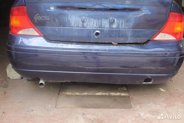 Бамперы (комплект) на Ford Focus1