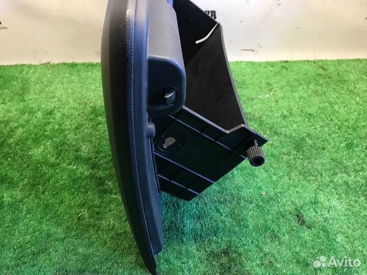 Бардачок Ford Mustang