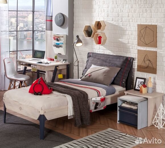 Тумба прикроватная