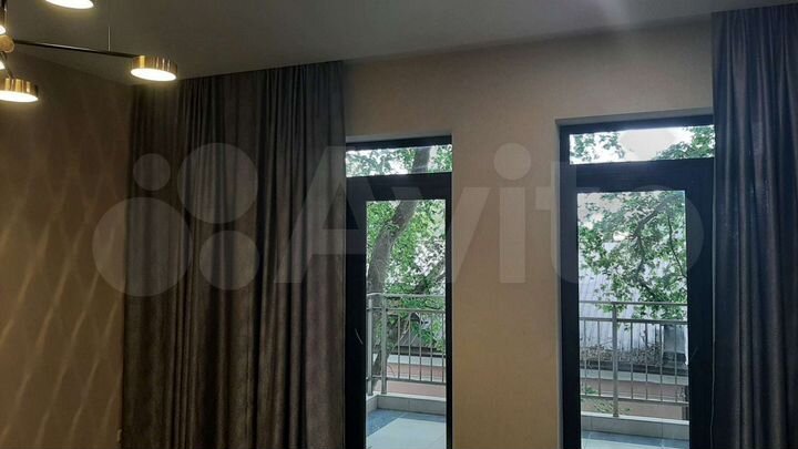 2-к. квартира, 56 м², 2/15 эт.