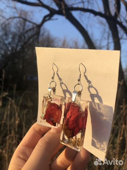 Серьги из эпоксидной смолы Роза