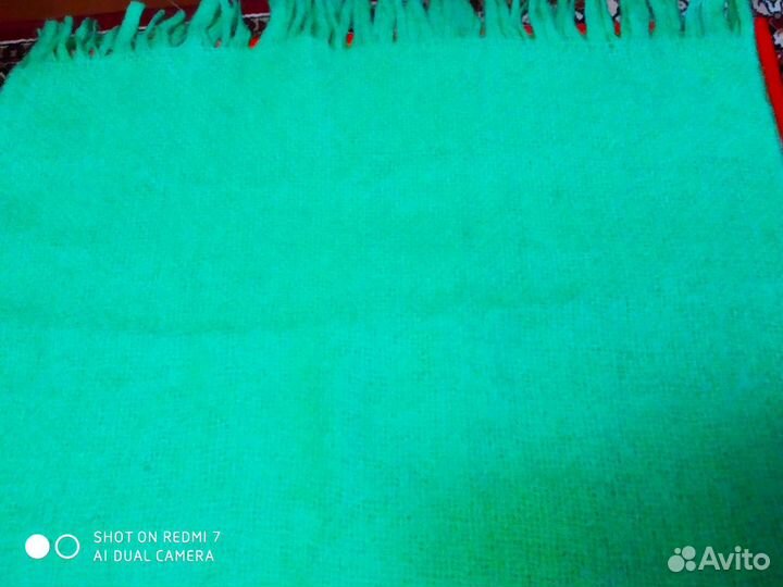 Шарф - палантин новый, 100шерсть,пушистая