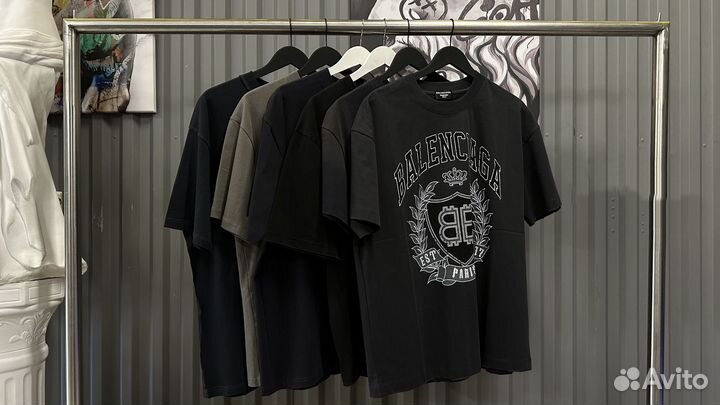 Футболка balenciaga