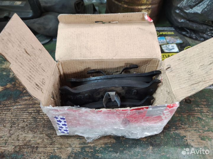 Колодки тормозные Jeep grand Cherokee zj