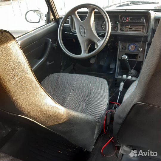 ВАЗ 2107 1.5 МТ, 2001, 100 000 км