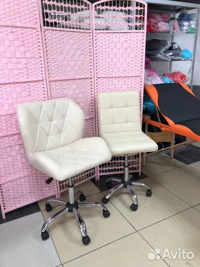 Стул мастера высокий