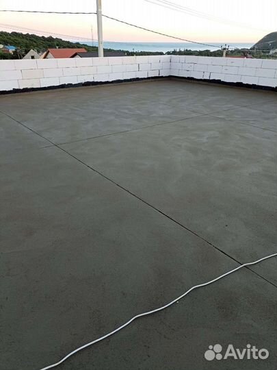 Стяжка пола полусухая механизированным способом