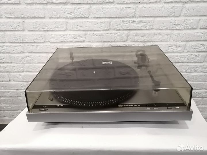 Проигрыватель винила Радиотехника