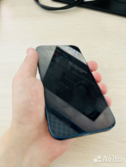 iPhone 12, 64 ГБ