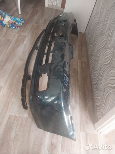 Продам передний бампер на Honda Orthia