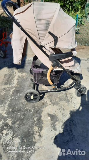 Прогулочная коляска