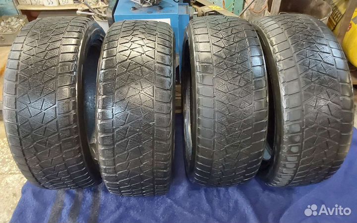 Bridgestone Blizzak DM-V2 275/50 R22 111H