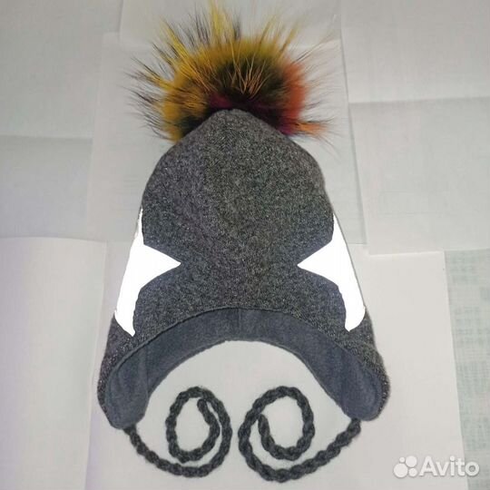 Новые шапка для Molo и шлем lassie