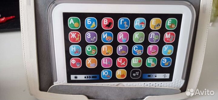 Чехлы на планшеты