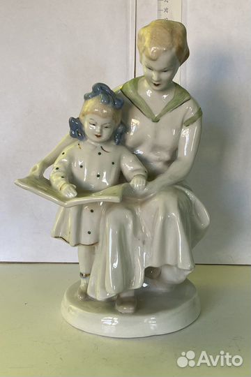 Фарфоровая статуэтка Первая Буква зхк Полонне