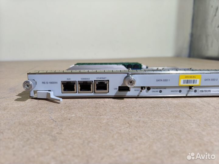 Модуль Juniper RE-S-1800X4-32G-WS