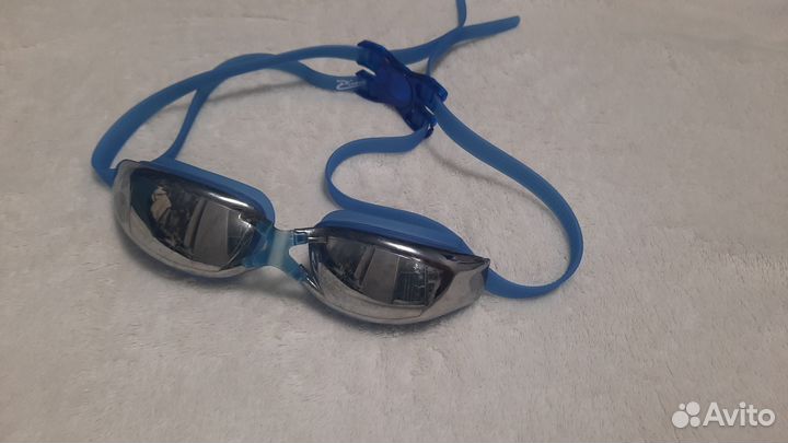 Очки для плавания