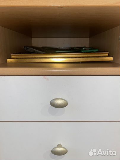 Письменный стол