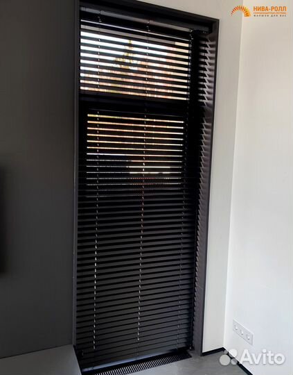 Жалюзи деревянные горизонтальные