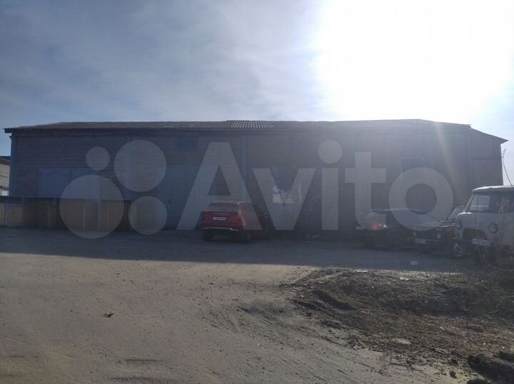 Продам помещение свободного назначения, 296 м²