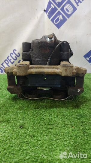 Суппорт передний левый Skoda Superb седан 1.8 AWT