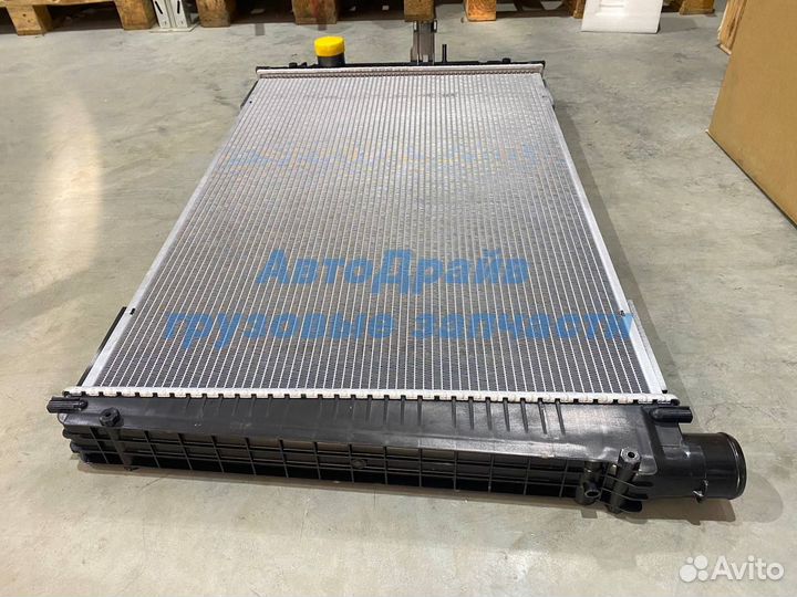 Радиатор охлаждения Даф 85