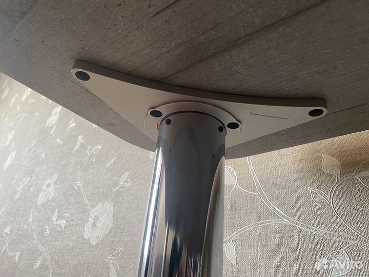 Стол компьютерный/кухонный/письменный лдсп