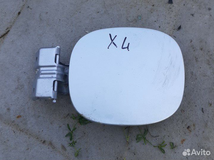 Лючок бензобака Mitsubishi Outlander XL