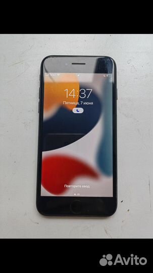iPhone 8, 64 ГБ